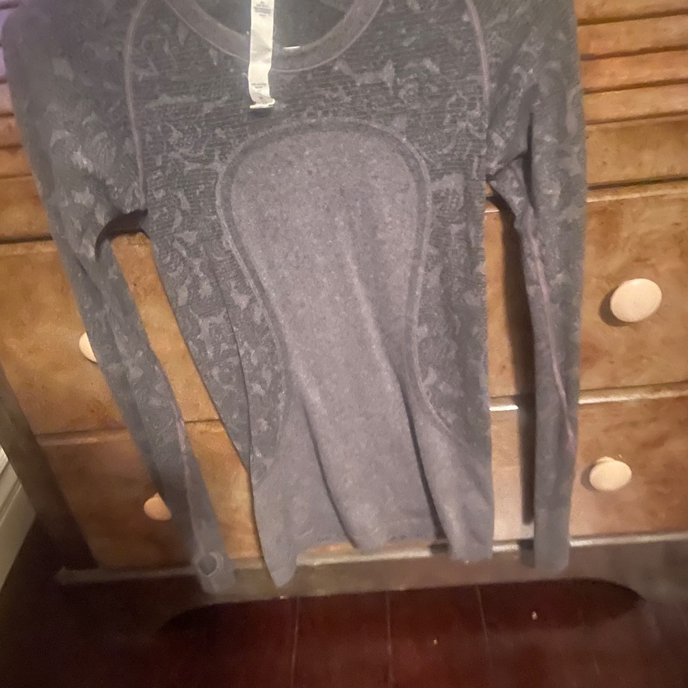 Luulemon pullover